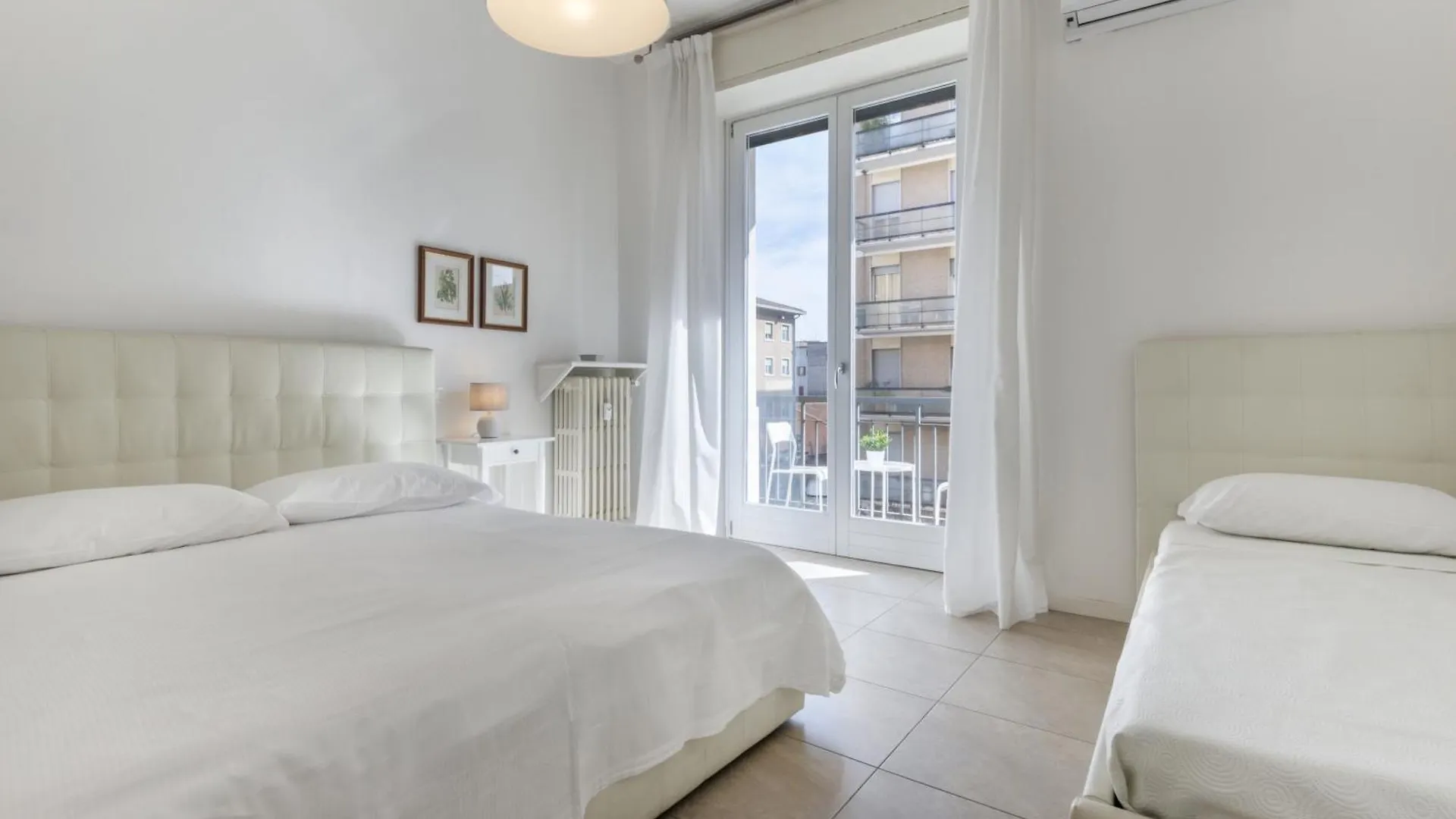 Deluxe Home Verona 0*,