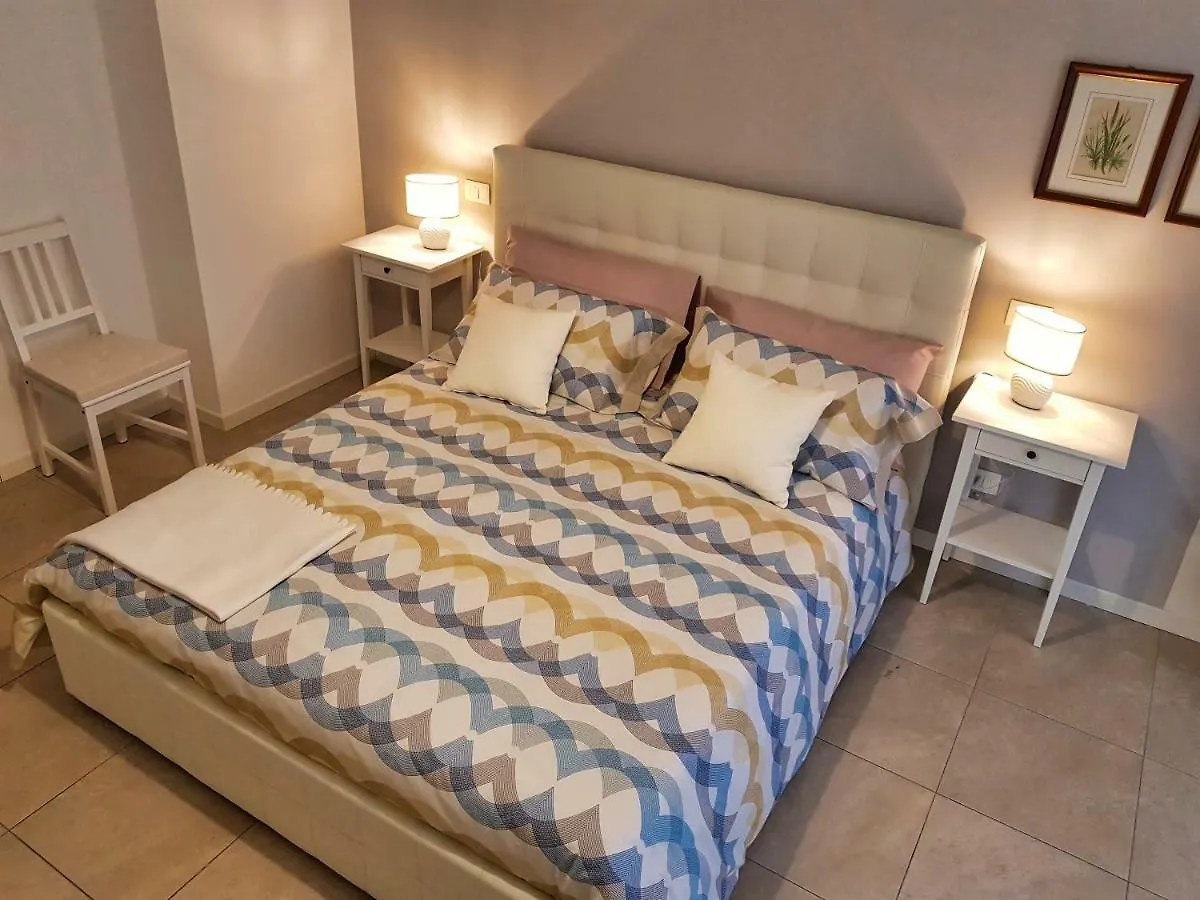 Deluxe Home Verona 0*,  Italy