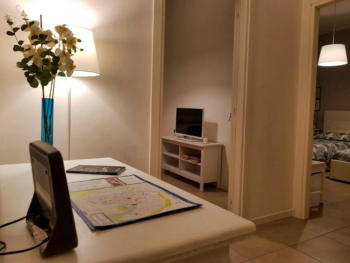 Apartment Deluxe Home Verona Italy